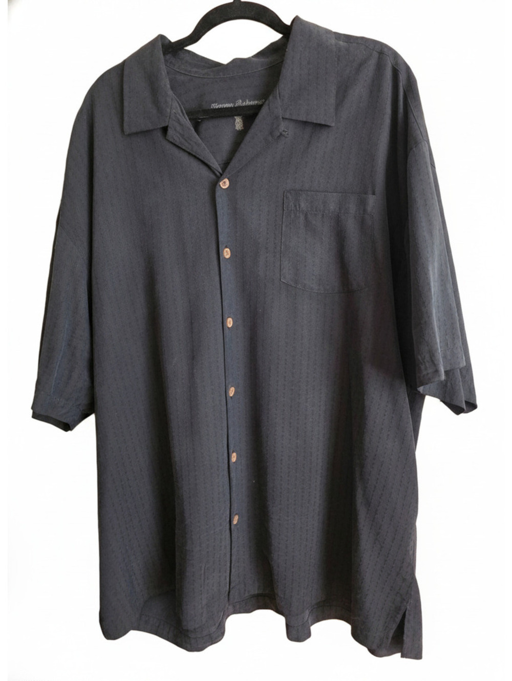 Tommy Bahama Men's XXL 100% Black Silk Button-Up Shirt in Excellent condition